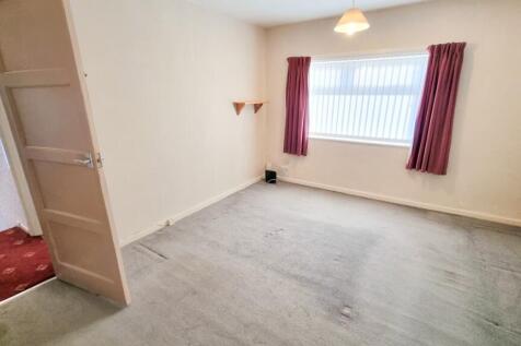 8 Master Bedroom