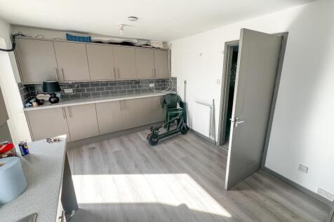 Kitchen-Dining Room