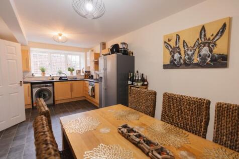 St Leonards EweMove 8