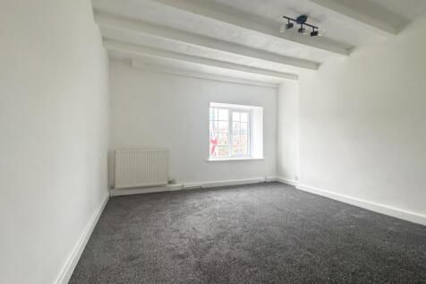 High Street Brotton EweMove-2