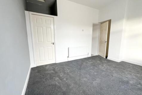 Gladstone Street EweMove-1