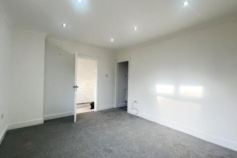 Leven Street Norton EweMove-10