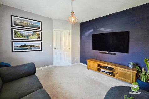 EweMove Basingstoke Trinity Way Sitting Room