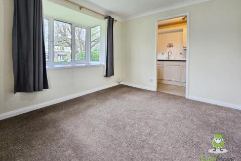 EweMove Basingstoke - Beecham Berry Living Room