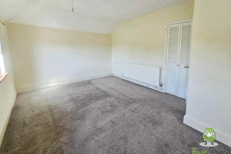 EweMove Basingstoke St Andrews Road Bedroom One