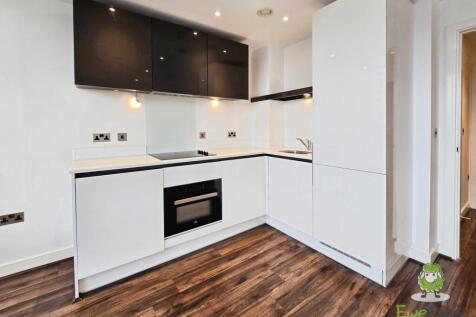 EweMove Basingstoke Churchill Place Kitchen