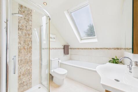 Ensuite to Principal Bedroom