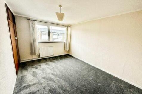 EweMove Basingstoke Millard Close Bedroom One