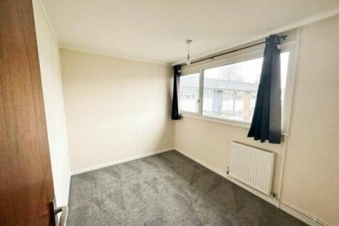 EweMove Basingstoke Millard Close Bedroom Three