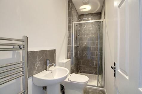 2nd Bathroom
