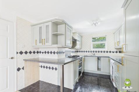 EweMove Bsingstoke Rubens Close Kitchen