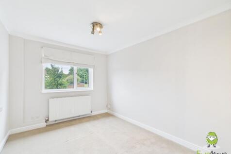 EweMove Bsingstoke Rubens Close Bedroom