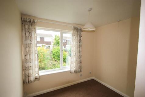 Ewemove Basingstoke Hailstone Road Bedroom