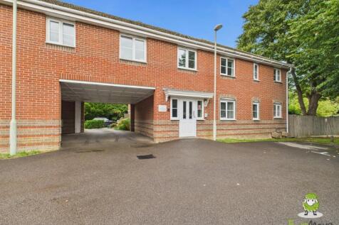 EweMove Basingstoke Hungerford Close External