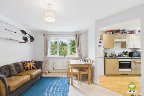EweMove Basingstoke Hungerford Close Sitting Room