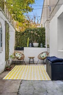 Courtyard Garden