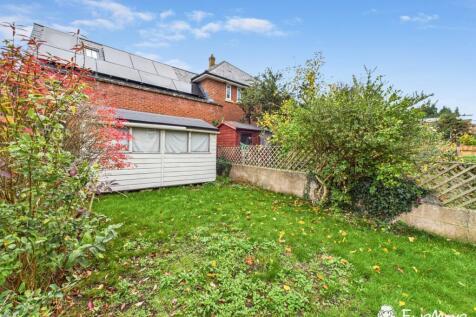 CAM02877G0-PR0101-STILL014