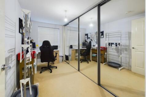 Lrg_CAM02533G0-PR0051-STILL018