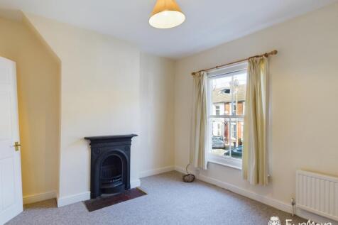 CAM02899G0-PR0039-STILL010