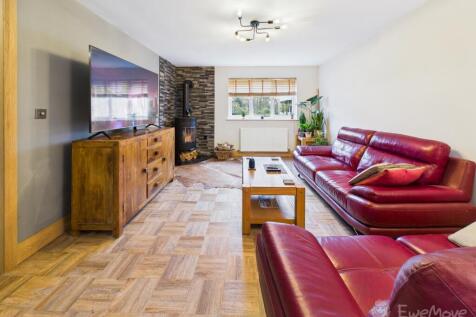 CAM03624G0-PR0182-STILL003