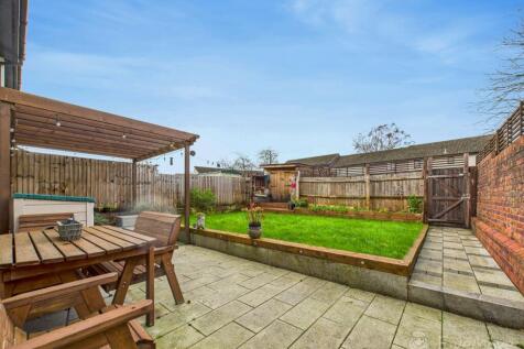 CAM03624G0-PR0182-STILL030