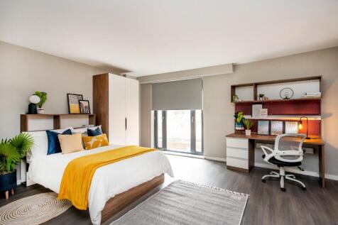 Studio Flat