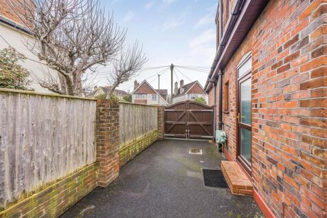 23 Mulberry Lane, Drayton-PorticoMarketing-SoldBy-
