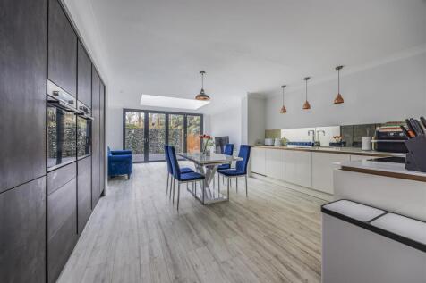 2 Carne Place, Port Solent-PorticoMarketing-SoldBy