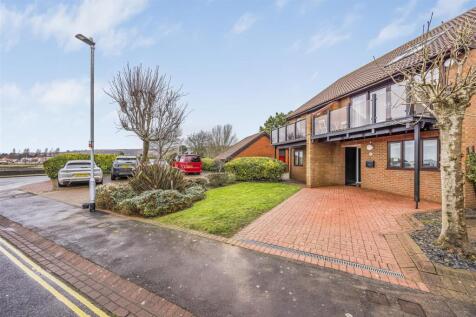2 Carne Place, Port Solent-PorticoMarketing-SoldBy