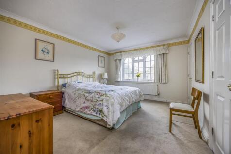 15 Teal Close, Horndean-PorticoMarketing-SoldBy-01