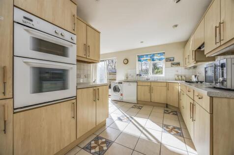 15 Teal Close, Horndean-PorticoMarketing-SoldBy-18