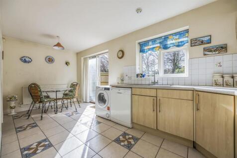 15 Teal Close, Horndean-PorticoMarketing-SoldBy-19