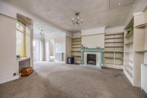 28 Warfield Crescent, Waterlooville-Small-PorticoM