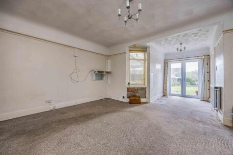 28 Warfield Crescent, Waterlooville-Small-PorticoM