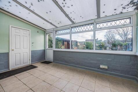 28 Warfield Crescent, Waterlooville-Small-PorticoM