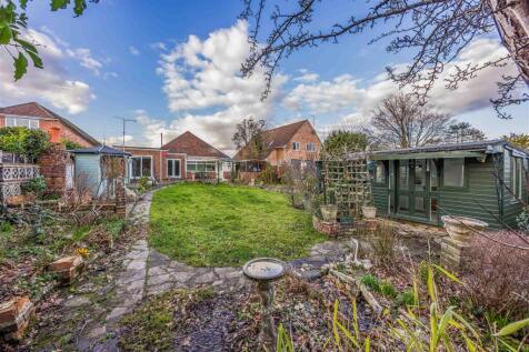 28 Warfield Crescent, Waterlooville-Small-PorticoM