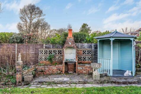 28 Warfield Crescent, Waterlooville-Small-PorticoM