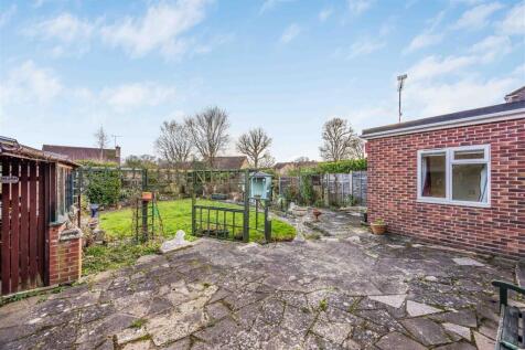 28 Warfield Crescent, Waterlooville-Small-PorticoM
