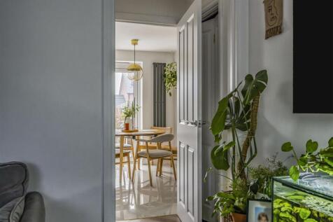 3 Mulberry Walk, Bedhampton-PorticoMarketing-SoldB