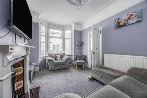 37 Farlington Road, Copnor-Small-PorticoMarketing-