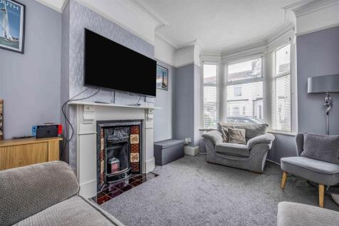 37 Farlington Road, Copnor-Small-PorticoMarketing-