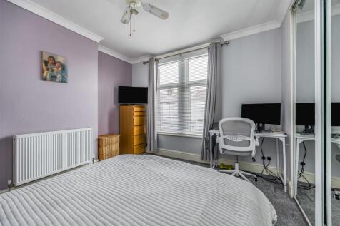 37 Farlington Road, Copnor-Small-PorticoMarketing-