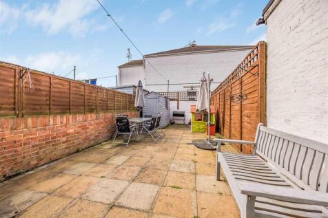 37 Farlington Road, Copnor-Small-PorticoMarketing-