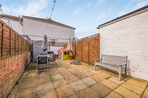 37 Farlington Road, Copnor-Small-PorticoMarketing-