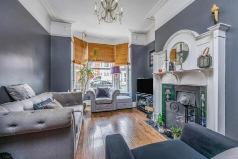 72 Haslemere Road, Southsea-Small-PorticoMarketing