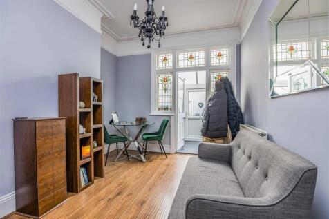 72 Haslemere Road, Southsea-Small-PorticoMarketing