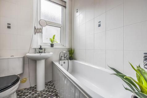 72 Haslemere Road, Southsea-Small-PorticoMarketing