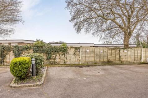 10 Castle Mews, Horndean-PorticoMarketing-SoldBy-4