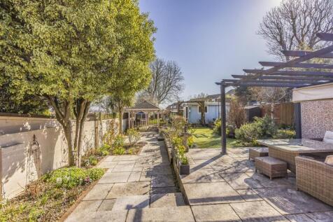 5 Woodville Road, Bedhampton-PorticoMarketing-Sold