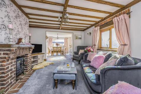 5 Woodville Road, Bedhampton-PorticoMarketing-Sold